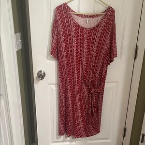 Red Patterned Short Sleeve Dress